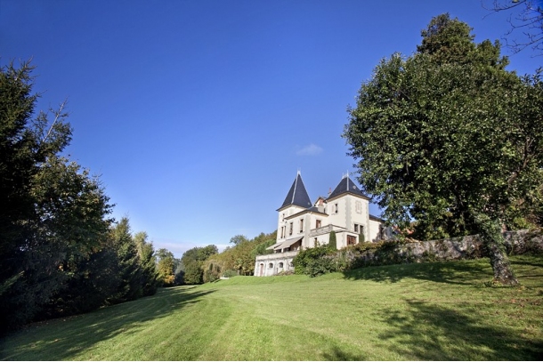 Savoie Lac du Bourget, château